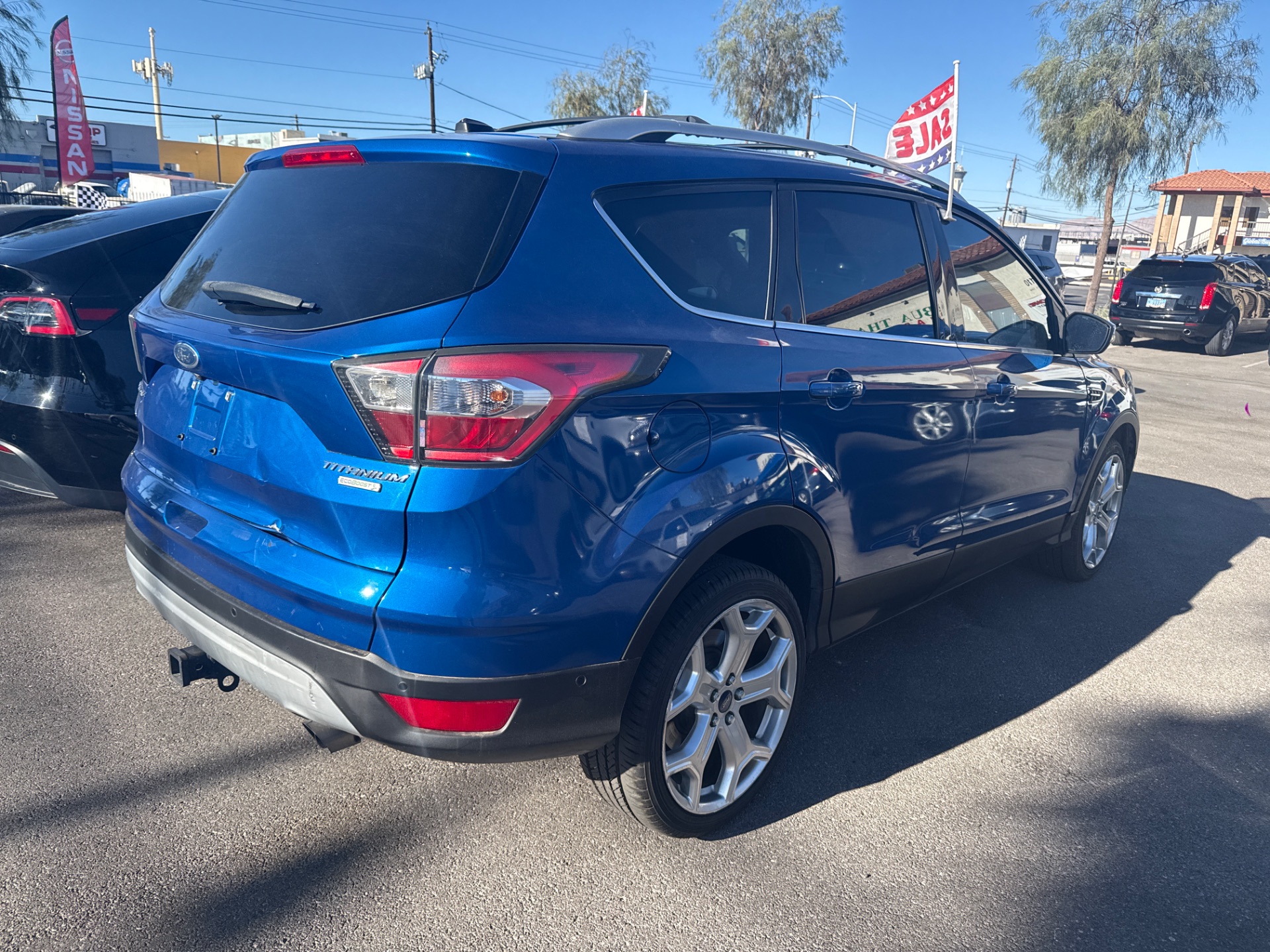 2017 Ford Escape Titanium thumbnail 3